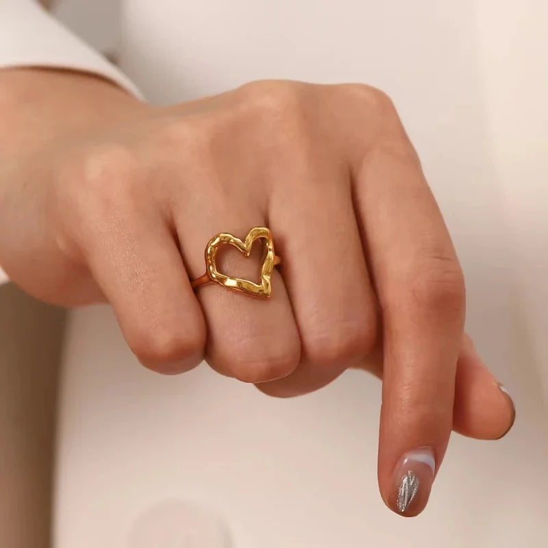 Abstract Love Heart Statement Ring