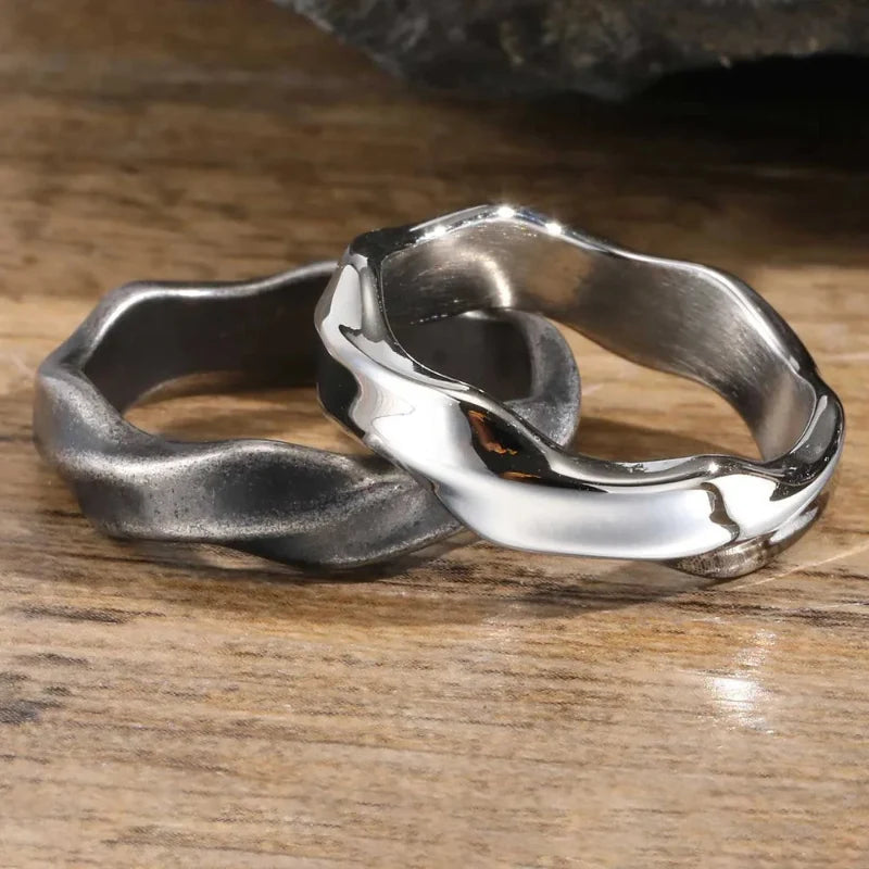 Abstract Y2K Twisted Ring