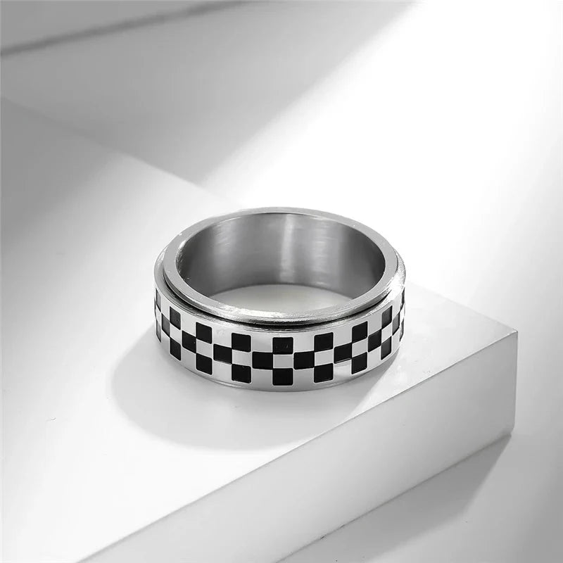 Checkered Spinning Band Ring