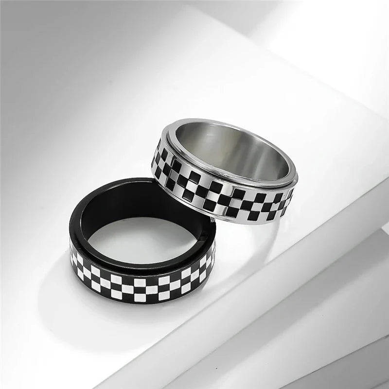 Checkered Spinning Band Ring