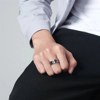 Checkered Spinning Band Ring