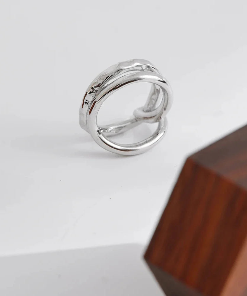 Dainty Aesthetic Twisted Chic Ring