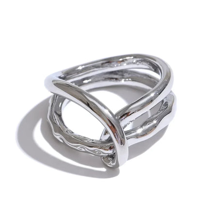 Dainty Aesthetic Twisted Chic Ring