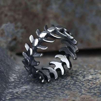 Vertebrae Band Ring