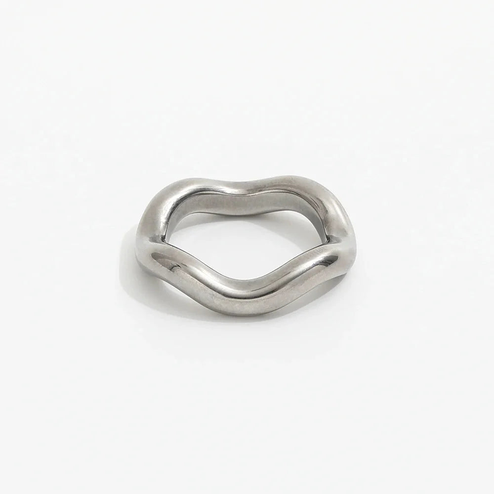 Rocking Waves Ring