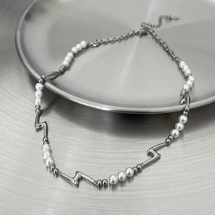 Splicing Lightning Imitation Pearl Necklace & Bracelet