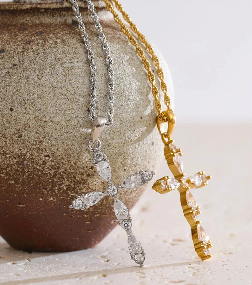 Y2K Bling Cross Pendant Necklace