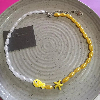 Y2K Ceramic Fish Pendant Beaded Choker Necklace