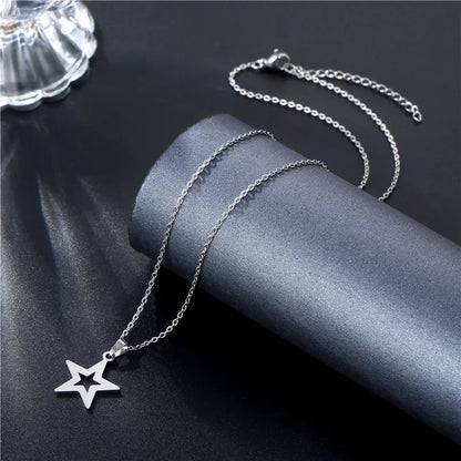 Y2K Hollow Star Pentagram Pendant Necklace
