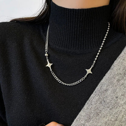Y2K Interlocked Star Necklace