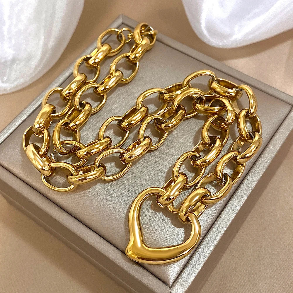 Y2K Irregular Hollow Heart Pendant Thick Necklace