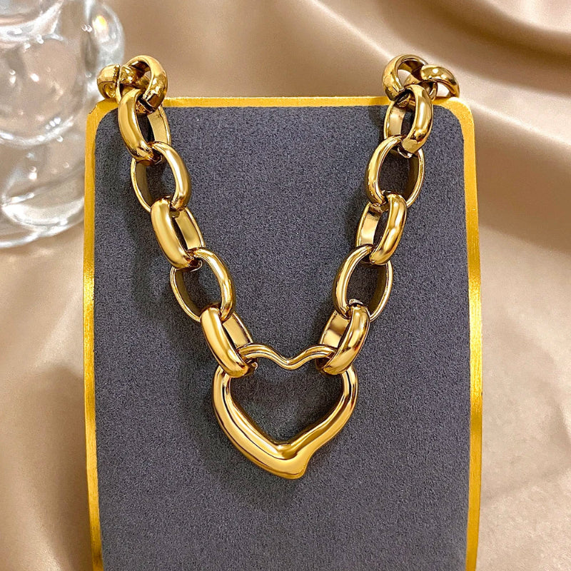 Y2K Irregular Hollow Heart Pendant Thick Necklace