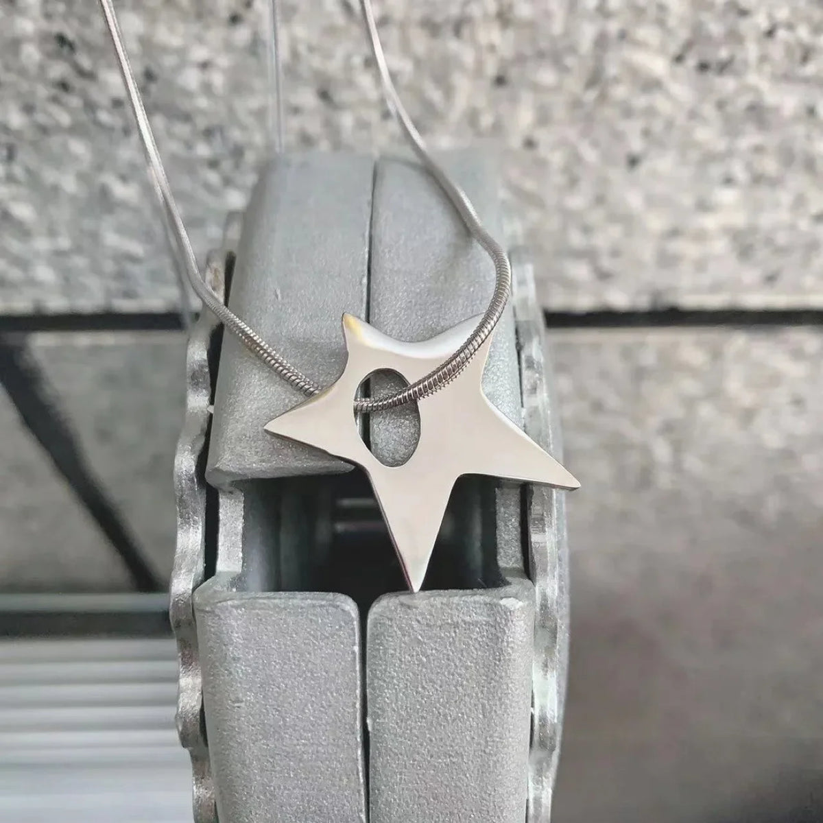 Y2K Irregular Star Aesthetic Pendant Necklace