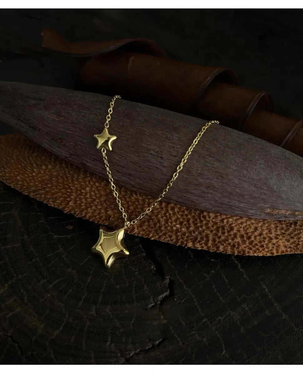 Y2K Minimalist 3D Star Pendant